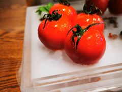 番茄脆菇沙拉-小大董·烤鸭(王府井apm店)