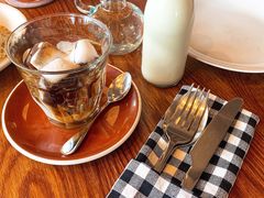 冰拿铁-ROAST coffee & eatery