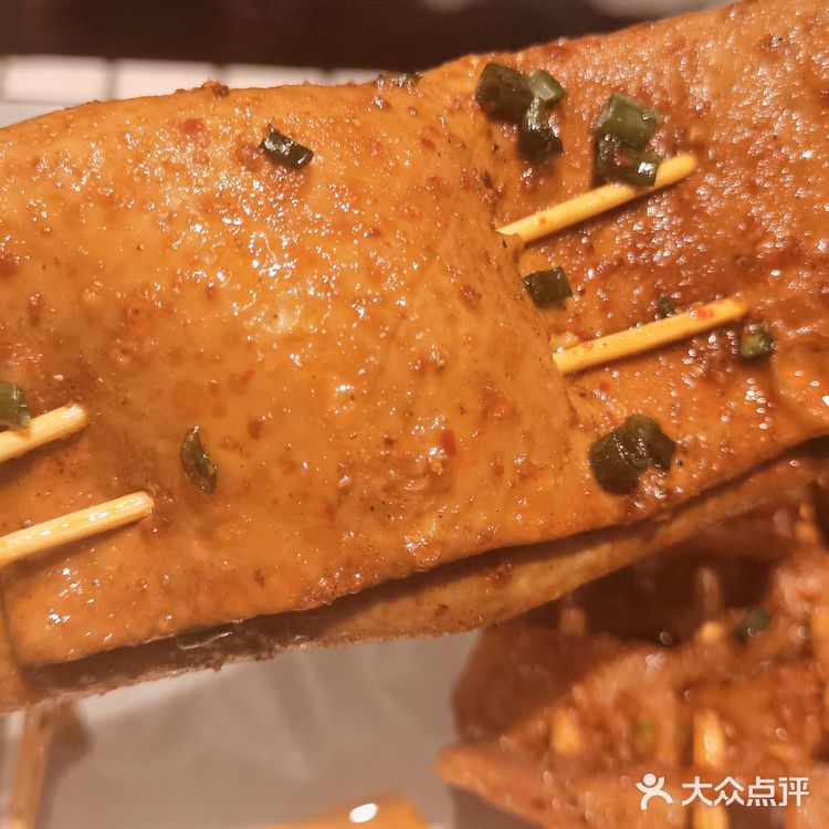 还没吃过这家霸道的烧烤,我真的会伤心🥹