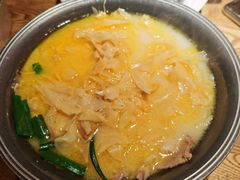 -蜜桃餐厅·伴山(湖滨商业街店)