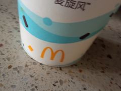 抹茶红豆年糕麦旋风-麦当劳(杭州西湖银泰百货店)