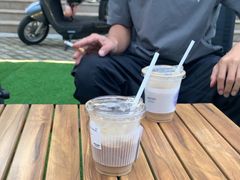 -本来不该有·鲜果咖啡(大梅沙店)