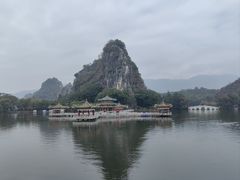 -星湖旅游景区七星岩