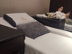 -见康道莱•足浴按摩•艾灸•SPA(友谊店)