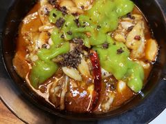 黑松露牛肝菌焖牛蛙-云海肴·云南小炒·汽锅鸡(天津国金汇店)