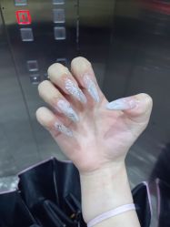 -UGIRL有个美甲