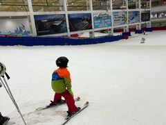 -乔波室内滑雪场