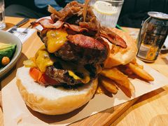经典大汉堡-The Diner X餐厅(青岛万象城店)