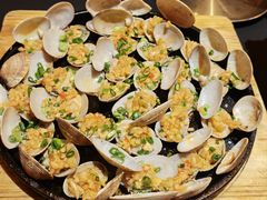 -何师烧烤Pro ·江湖川菜·小龙虾·精酿啤酒(太古里旗舰店)