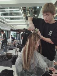 -厘里·salon