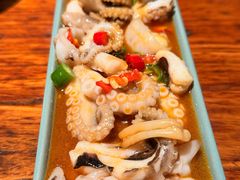 -八月美食小馆(银泰城总店)