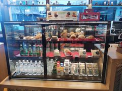 面包甜点陈列柜-星巴克(北京西大望路温特莱店)
