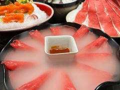 -红鼎豆捞·非遗鲍皇汤火锅(宝丰路店)