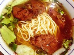 -六合夜市