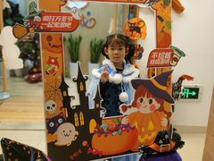 -猴有戏教育戏剧·音乐剧·主持口才·演讲朗诵辩论(环球港华师大校区)