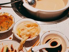 -三人行骨头王火锅(长寿店)