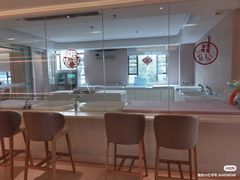 -臻儿屿月子会所(茶山店)