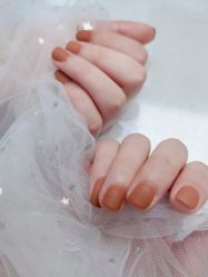 -吉吉靓甲美睫