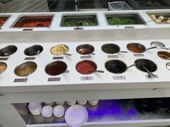 自助调料区-朗丽兹餐厅