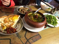 -88号小吃店·经典云南菜·地道纳西美食
