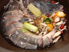 鲜潭蒸汽石锅江团鱼-鲜潭蒸汽石锅鱼(五道口购物中心店)