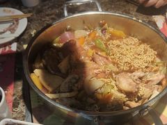 -御上皇三汁焖锅(薛城万达广场店)