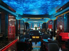 -屋有岛沉浸游戏旗舰店(中山公园店)
