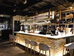 -Bo Lounge & BOA Club