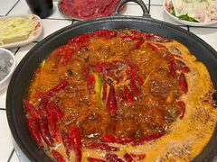 -扎起市井老火锅(乐山总店)
