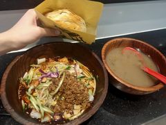 老潼关肉夹馍-西北杂粮筐手工面凉皮(来福士店)