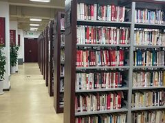 -上海市虹口区图书馆(曲阳分馆)