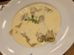 鹅肝松露饺子-Le Comptoir de la Gastronomie