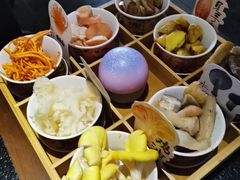 -菌自由丨野生菌火锅特色庭院餐厅(丽江古城店)
