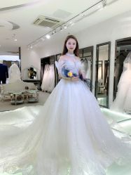 点击看大图 -挪娅婚纱摄影皇家会所