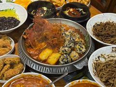 -喇喇排骨火锅·传统韩式脊骨汤(望京西园总店)
