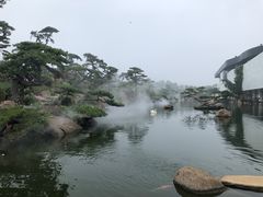 -罗红摄影艺术馆