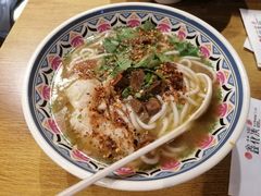 -鑫花溪牛肉米粉(人民广场店)