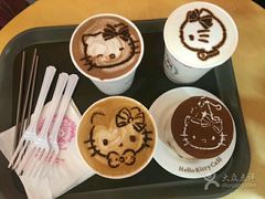 拿铁-Hello Kitty Cafe(弘大店)
