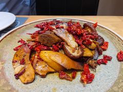 炒牛肝菌-一朵菌·野生菌探索家火锅(南亚店)