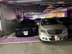 -万象城-停车场