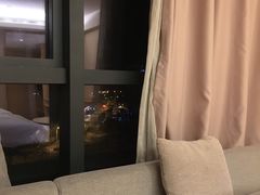 -全季酒店(上海青浦吾悦广场淀山湖大道店)