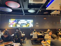 -老街烧烤大排档·地道湖北菜·龙虾馆(汉口火车站店)