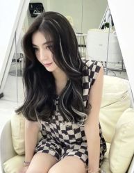 -丝语萱形象