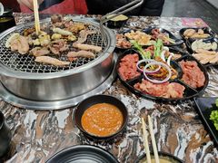 -啊美丽炭火烤肉(滑翔一店)