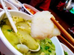 春笋椒椒巴沙鱼-渝是乎川渝小炒(新世界百货望京店)
