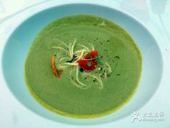 -Sala Thai Restaurant
