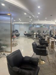 点击看大图 -八佰伴8008星级形象店
