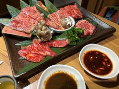 -炼火烤肉店