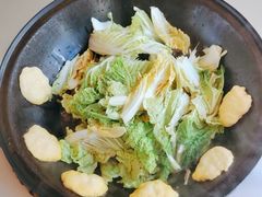 -粘豆包柴火铁锅炖