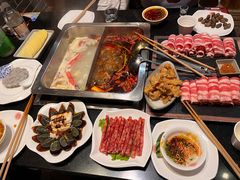 -百年川椒重庆老火锅(光谷店)